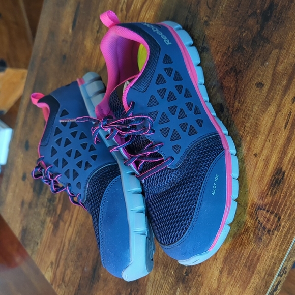 Reebok Women's Sublite Cushion Alloy Toe Work Shoes Size 11 - Picture 2 of 7